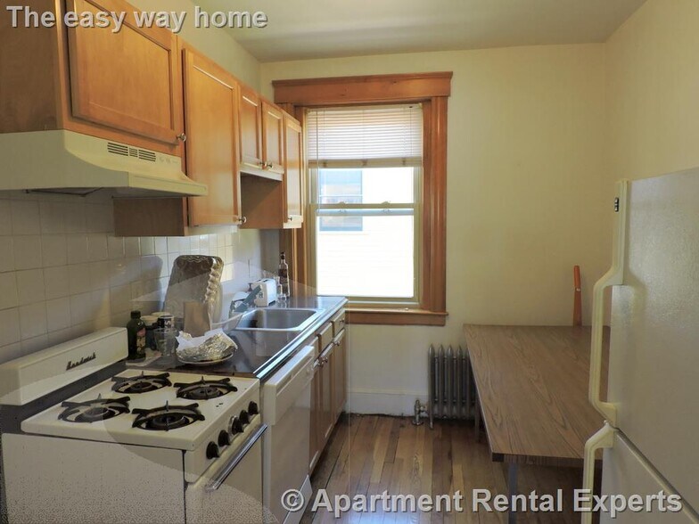 Building Photo - 97 Hancock St