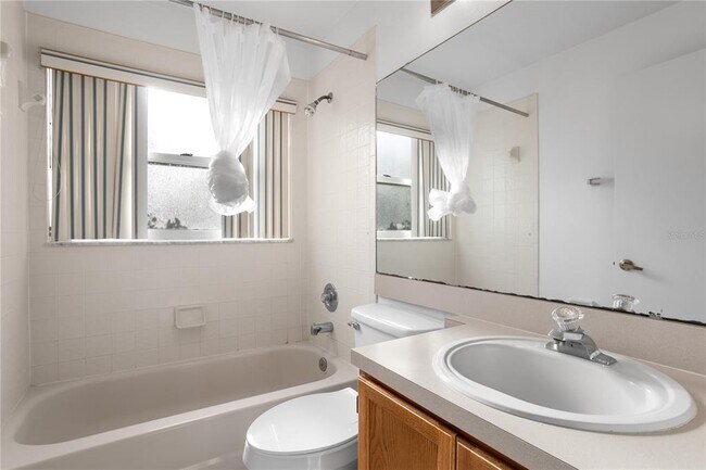 Building Photo - 12778 Waterhaven Cir