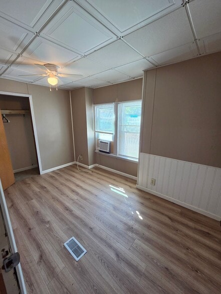 Building Photo - 2900 Sand Rd