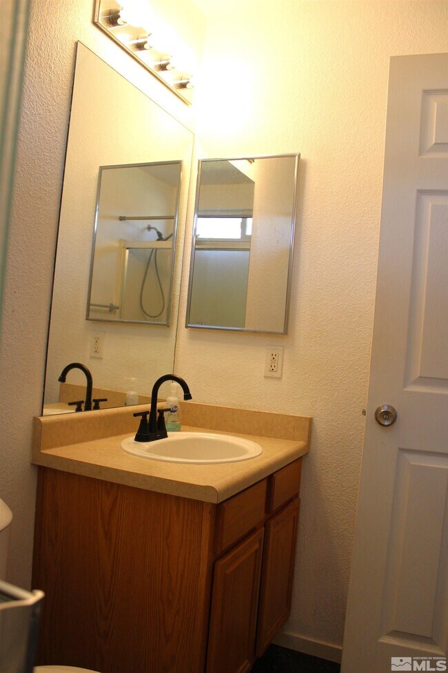 Building Photo - 17450 Crystal Canyon Blvd