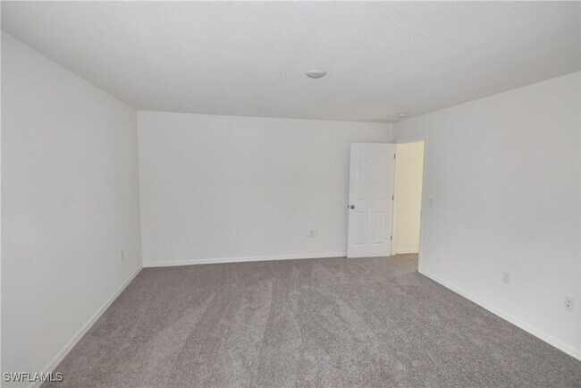 Building Photo - 3945 Constitution Dr