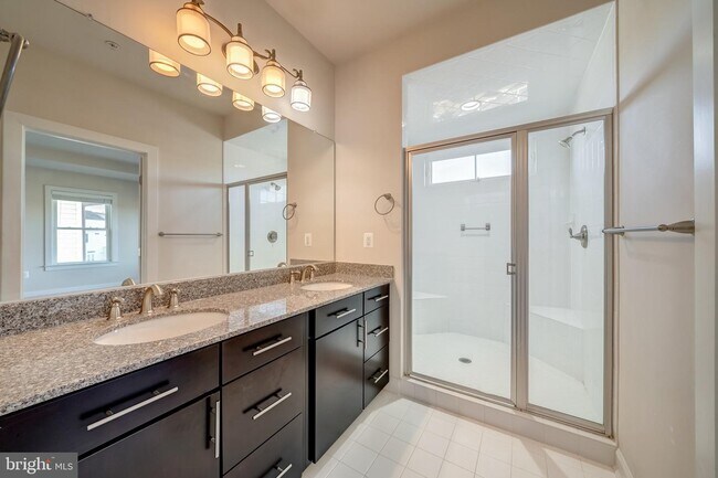 Building Photo - 20752 Duxbury Terrace