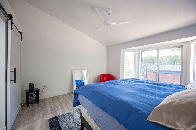 Building Photo - Sun CIty Summerlin 55+, Highly Upgraded, S...