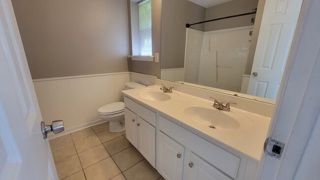 Building Photo - Exclusively Offered By Muse Realty Rentals, LLC