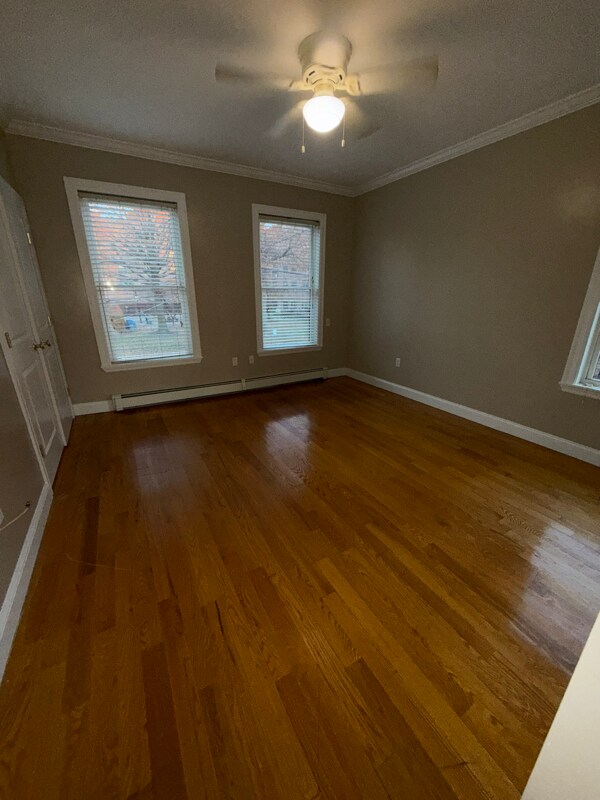 Building Photo - 150 S 6th Ave