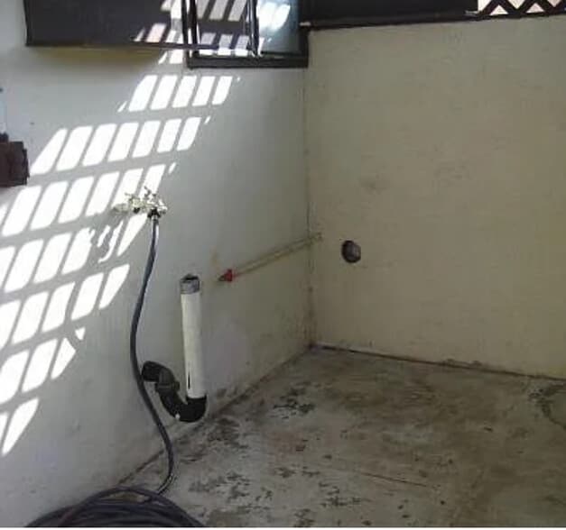 Laundry area hookups washer/dryer - 4460 Clairemont Mesa Blvd
