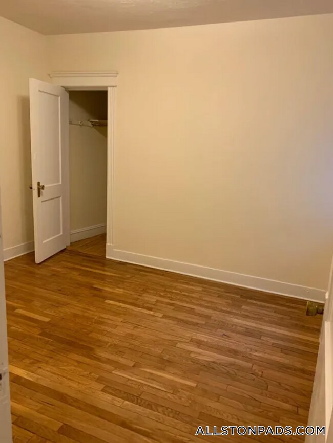 Building Photo - 1152 Commonwealth Ave