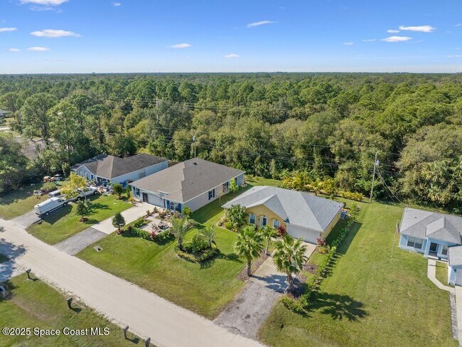 Building Photo - 8575 105th Ct