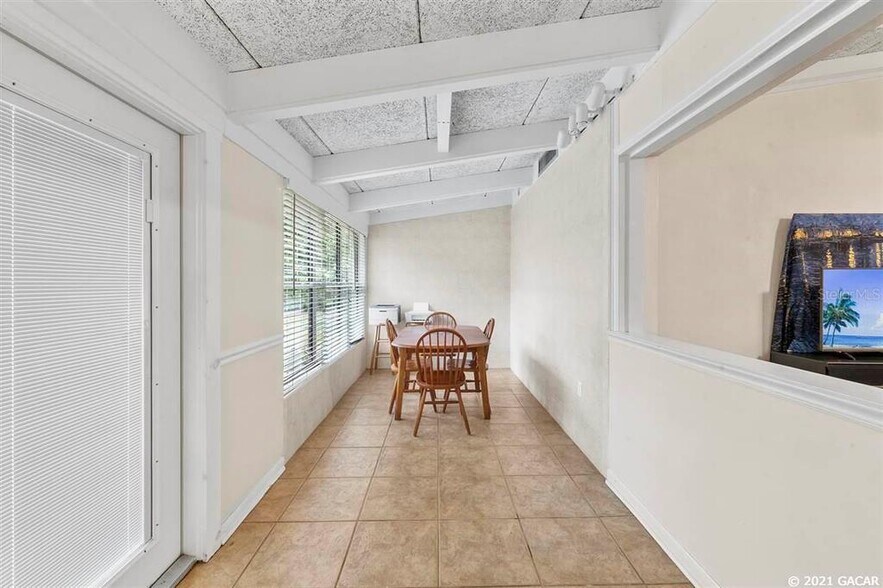 Building Photo - 3028 NW 2nd Ave