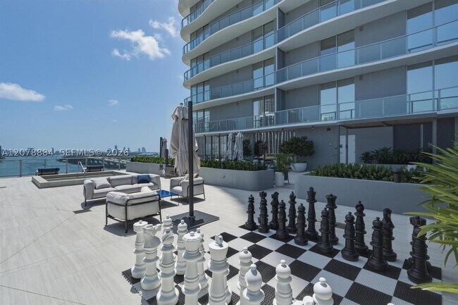 Building Photo - 1400 Biscayne Blvd