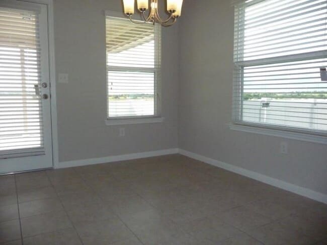 Building Photo - 18409 Bandelier Dr