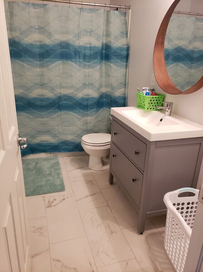 Building Photo - 11987 Bolton Dr