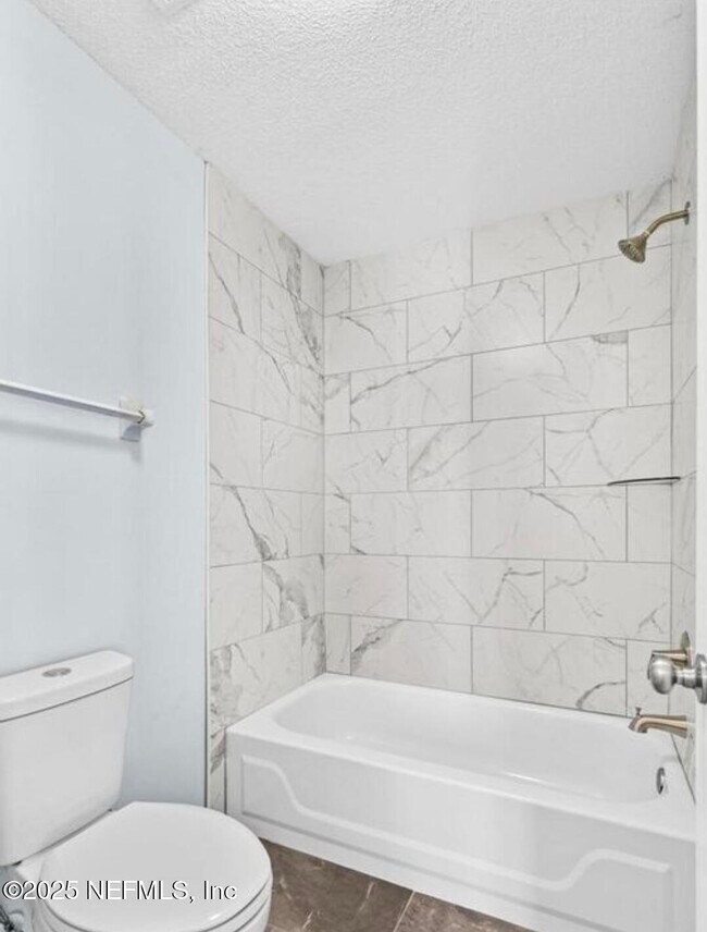 Building Photo - 10959 Peppermill Ln