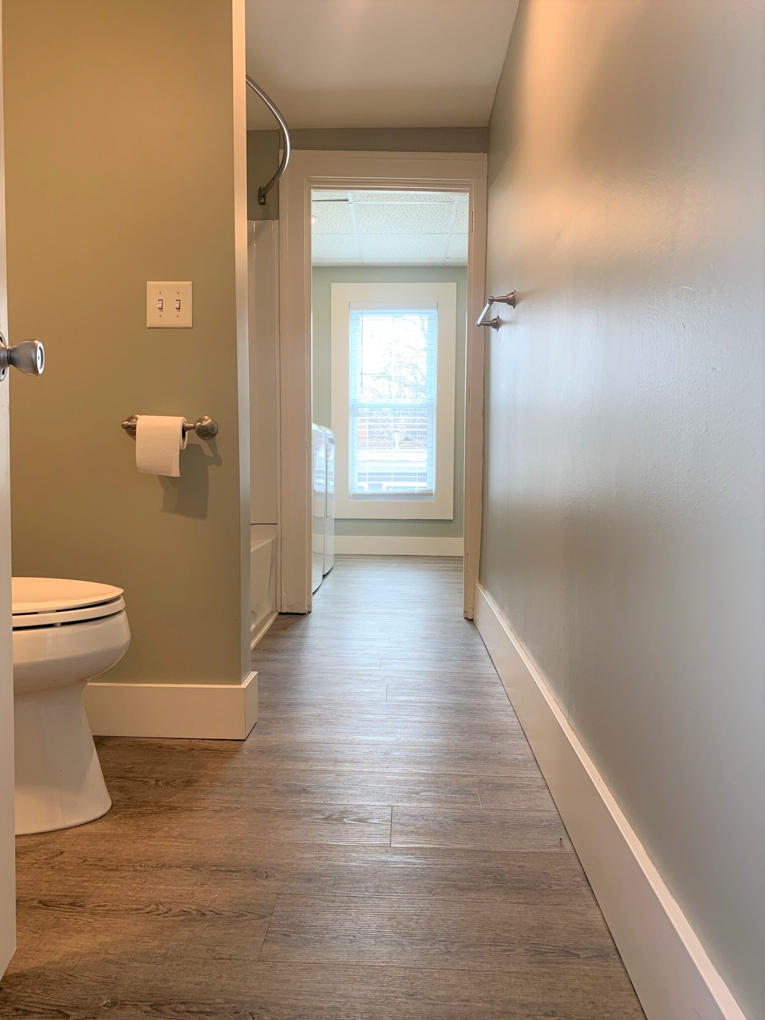 Building Photo - 1220 Fulton St W