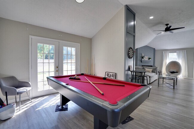 Building Photo - 4010 Oak Terrace Ct