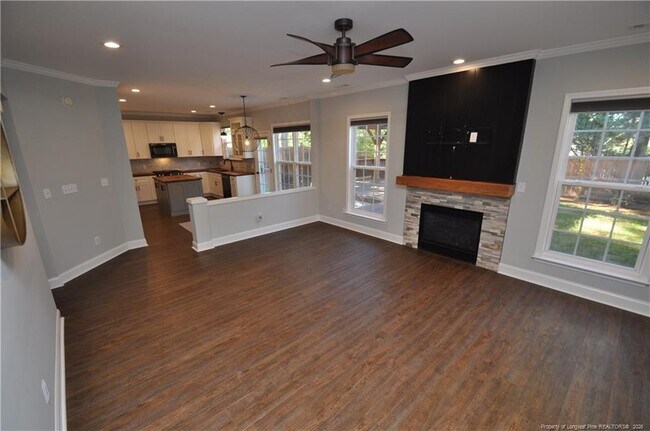 Building Photo - 124 Shadow Mountain Ln