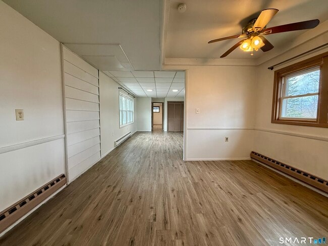 Building Photo - 41 Waterbury Rd