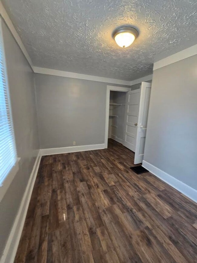 Building Photo - Spacious Two Bedroom Duplex Near New York ...