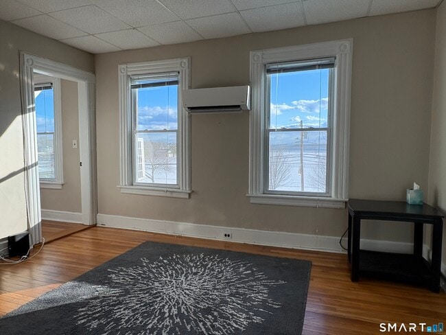 Building Photo - 29 Seaview Ave