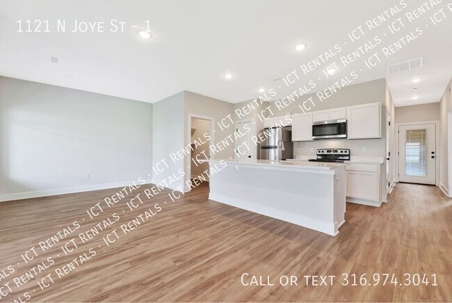 Building Photo - 1121 N Joye St