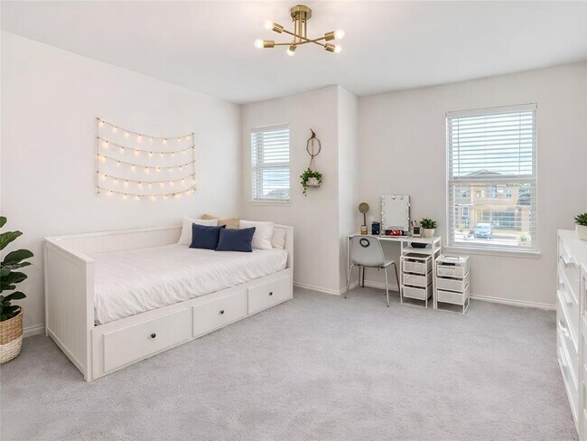 Building Photo - 159 Kennicott Dr