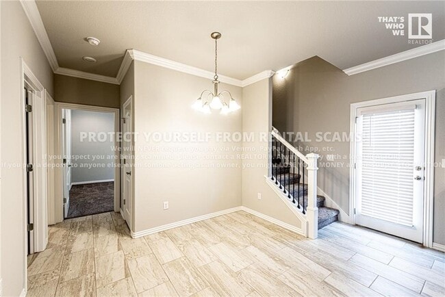 Building Photo - 505 W Laurel Ave