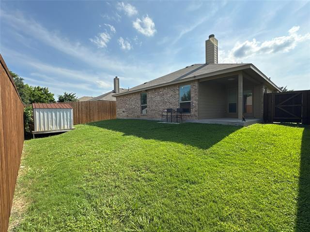 Building Photo - 221 Spring Hollow Dr