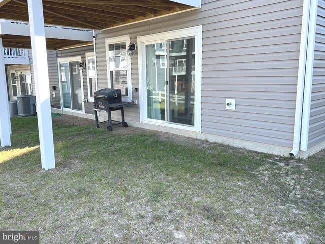 Building Photo - 4917 Arcola Rd