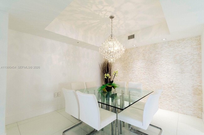 Building Photo - 16275 Collins Ave