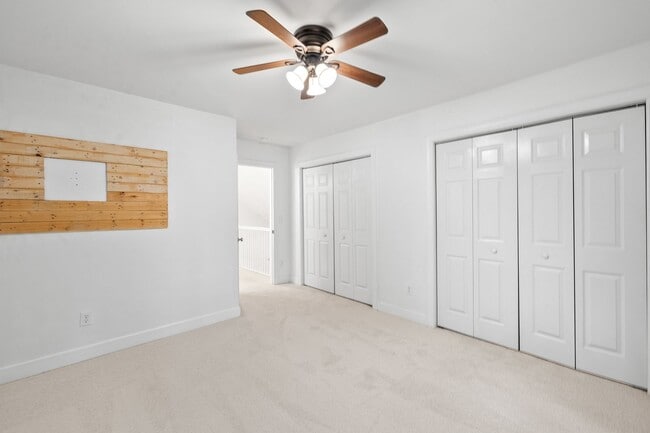 Building Photo - *Charming Farmhouse Style Retreat in Youngsville*