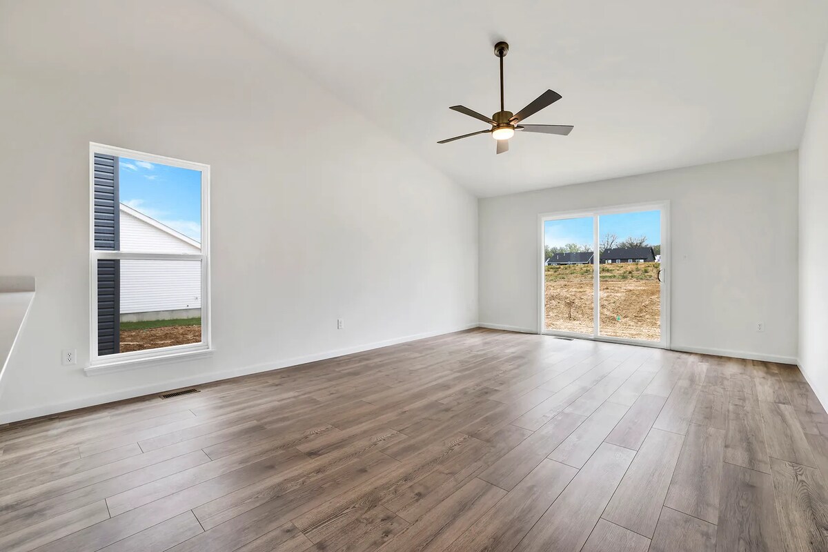 Building Photo - 728 Courtshire Crossing