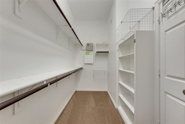 Building Photo - 305 Blythe Bridge Dr
