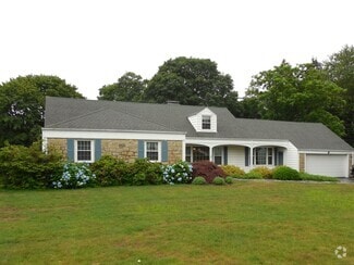 Building Photo - 16 Shorelands Dr