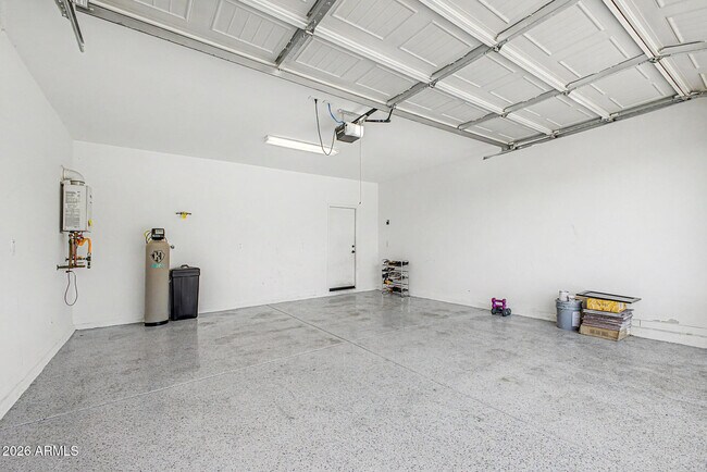 Building Photo - 5066 N 79th Ln