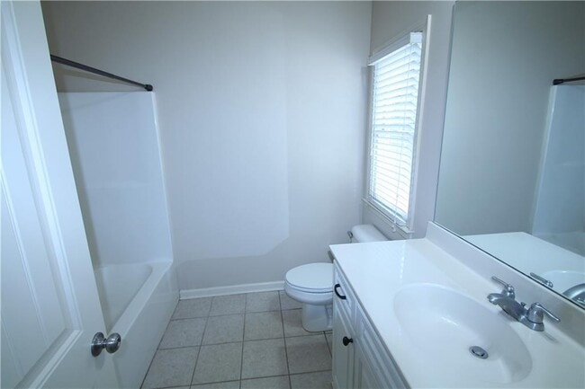 Building Photo - 3880 Baxley Ridge Dr