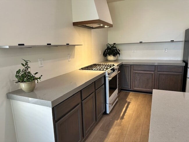 Building Photo - Active Senior Community for 55 and older!