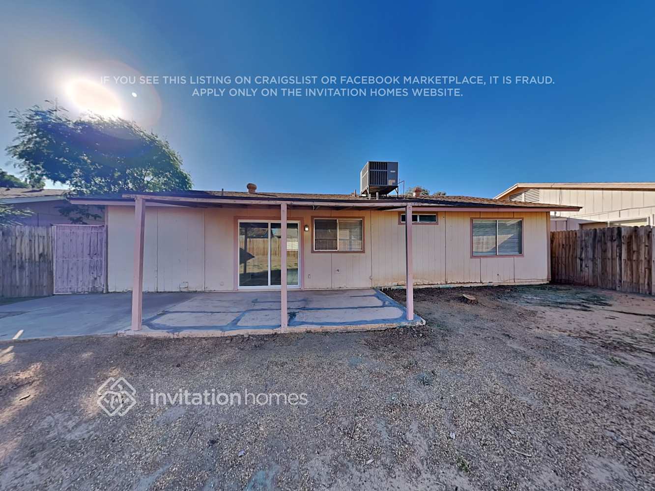 Building Photo - 7124 W Flower St