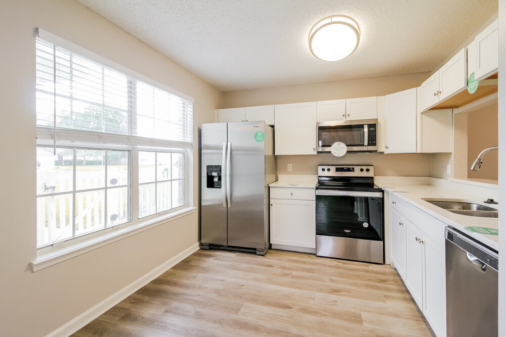 Building Photo - 7849 Moss Pointe Trail W