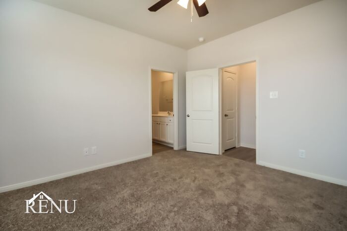 Building Photo - 25314 Shadowdale Dr