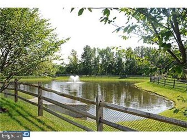 Building Photo - 20 Windsor Pond Rd