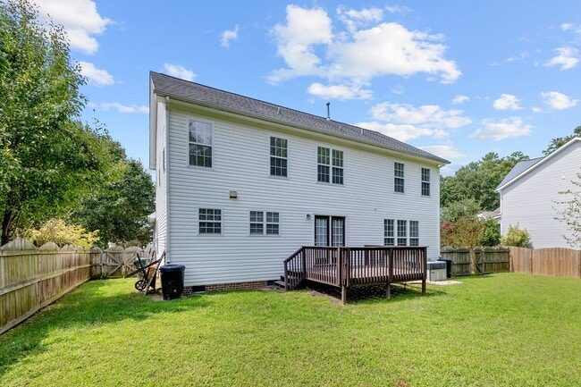 Building Photo - 2112 Echo Glen Ln