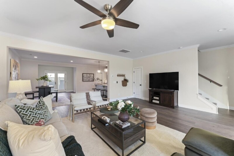 Building Photo - 2128 Gracie Bug Lp