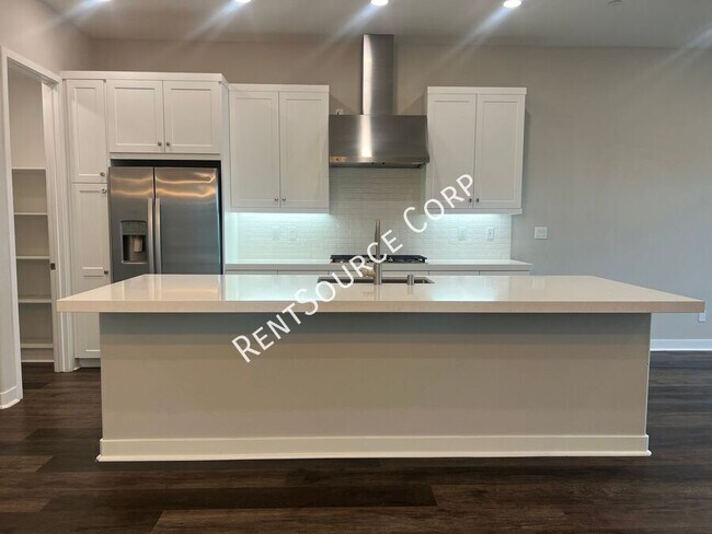 Building Photo - 27227 W Coyote Bush Ct