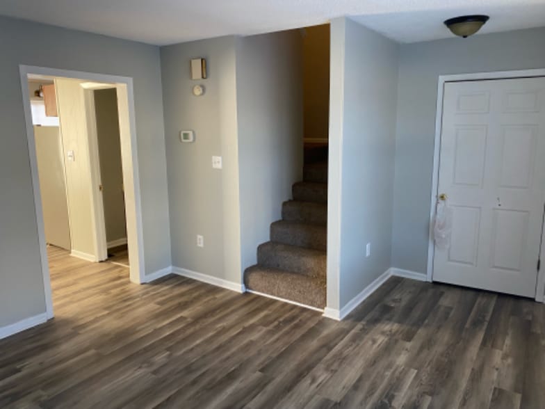 Building Photo - 204 Northwinds Dr