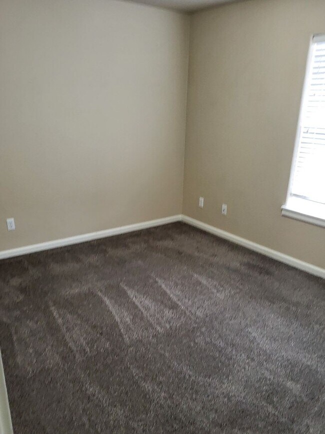 Building Photo - COLTON3607-3617