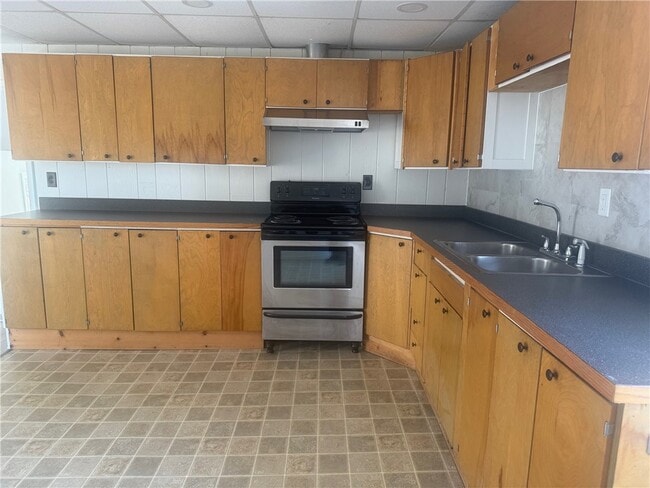 Building Photo - 221 S Franklin St