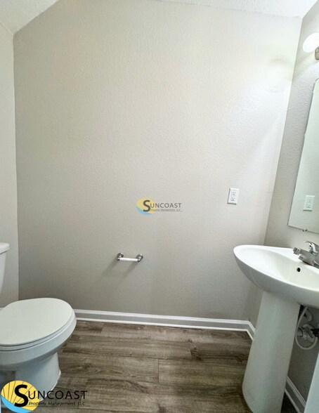 Building Photo - 8329 Homeport Ct