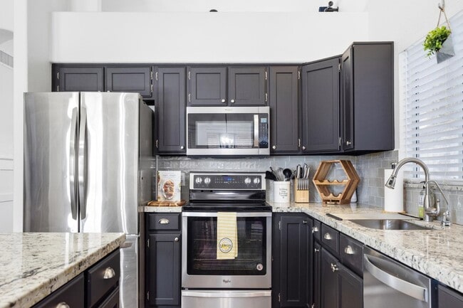 Building Photo - 4525 E Angela Dr