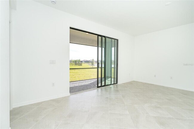 Building Photo - 1745 Saddlewood Cir