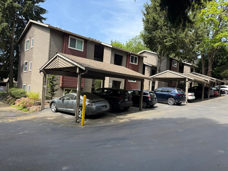 Building Photo - 15715 4th Ave S